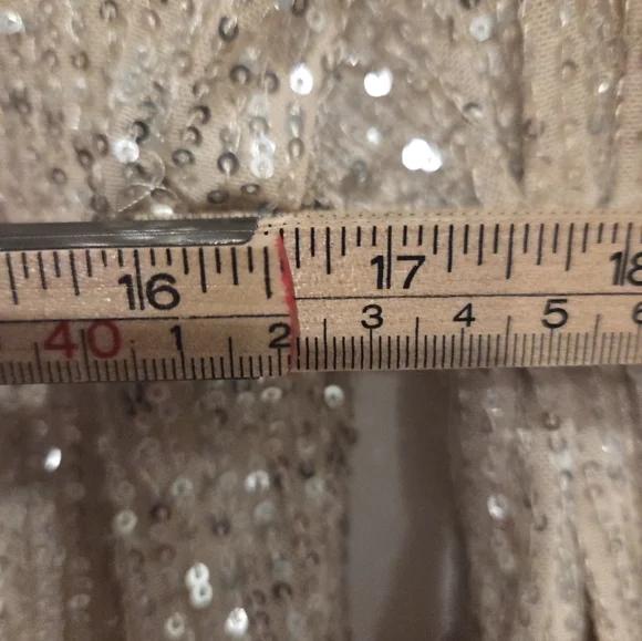 FASHION NOVA DIVINE SHINE SEQUIN ROMPER SIZE MEDIUM NWT - Picture 8 of 9